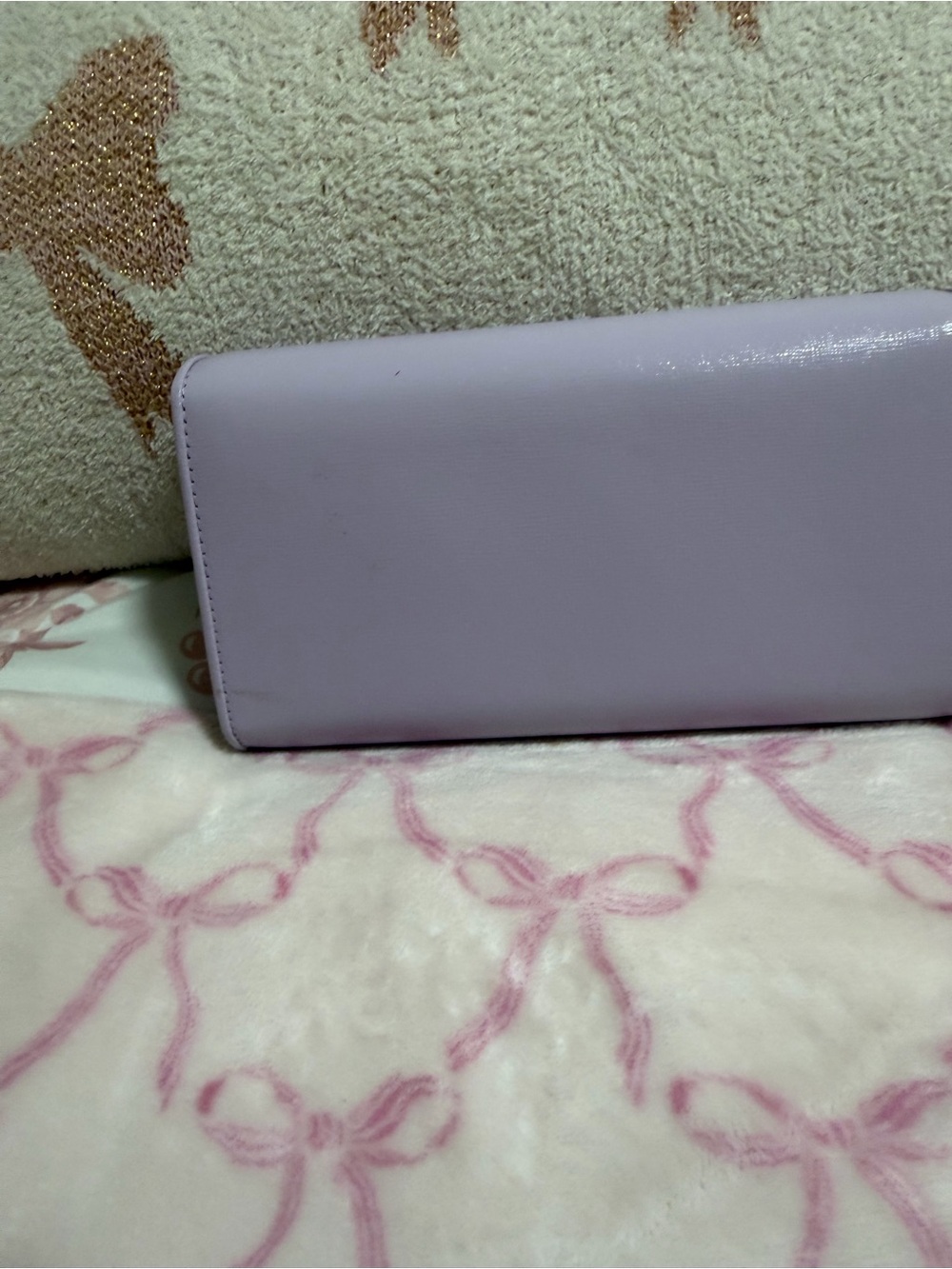 kate spade New York Lavender Bow Envelope Clutch with crossbody chain - Picture 3 of 4